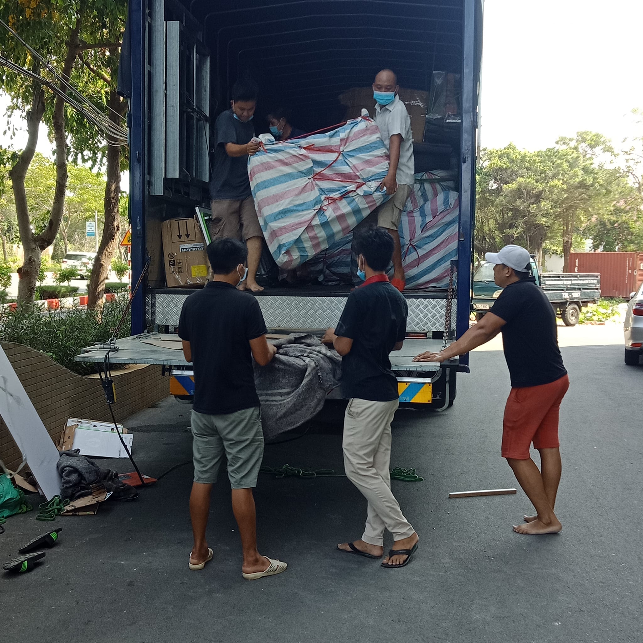 Nên thuê dịch vụ chuyển nhà của Minh Thuận để đảm bảo an toàn cho đồ đạc của bạn